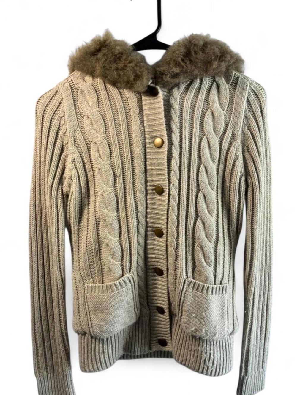 Women's Cozy Gray Cream Cable Knit Cardigan with Fur-Trimmed Hood Hollister Like